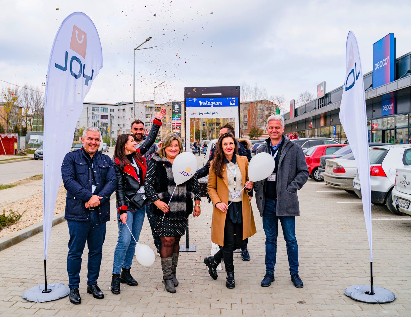 SlatinaBuzz.ro – The first shopping center in the town, Joy Retail Park, has opened in Balș.