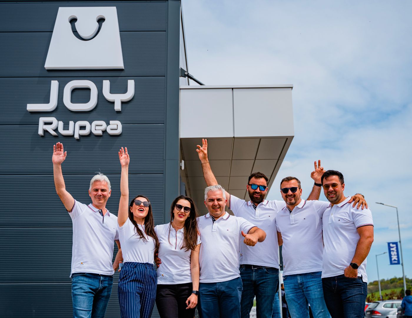 moneybuzz.ro – Galerie comercială JOY lângă Penny Rupea, județul Brașov